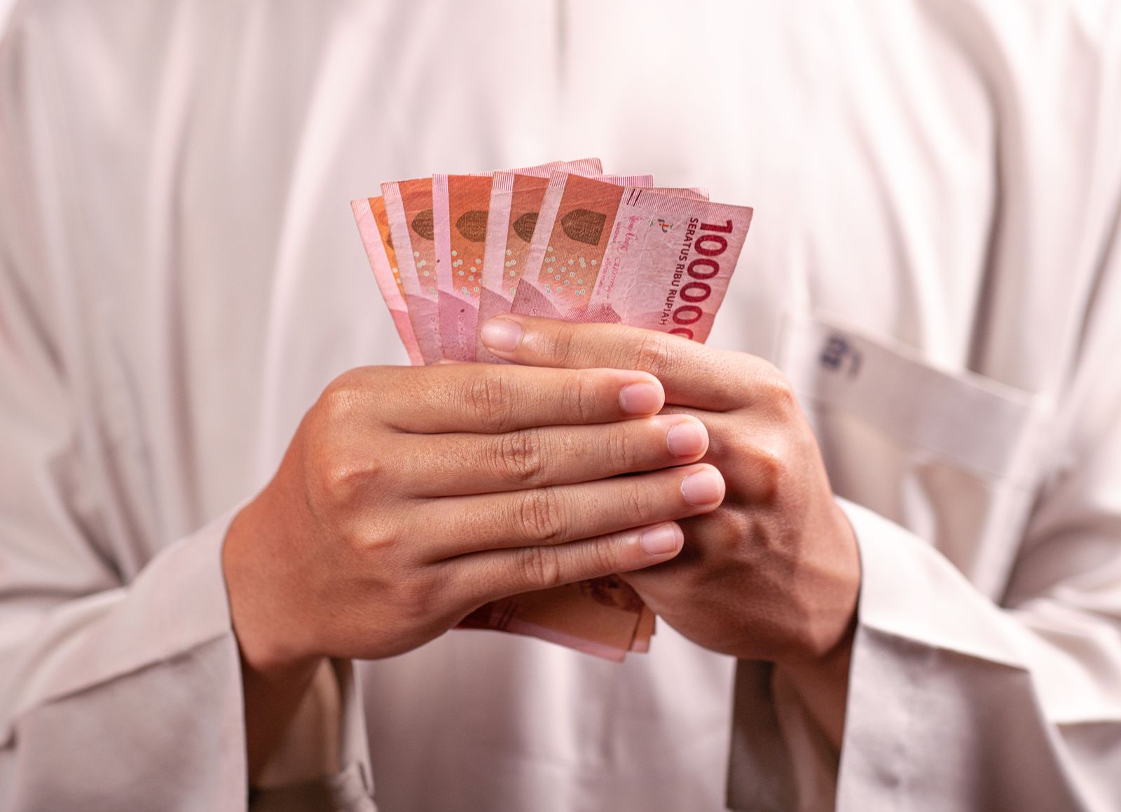 Lembaran uang rupiah
